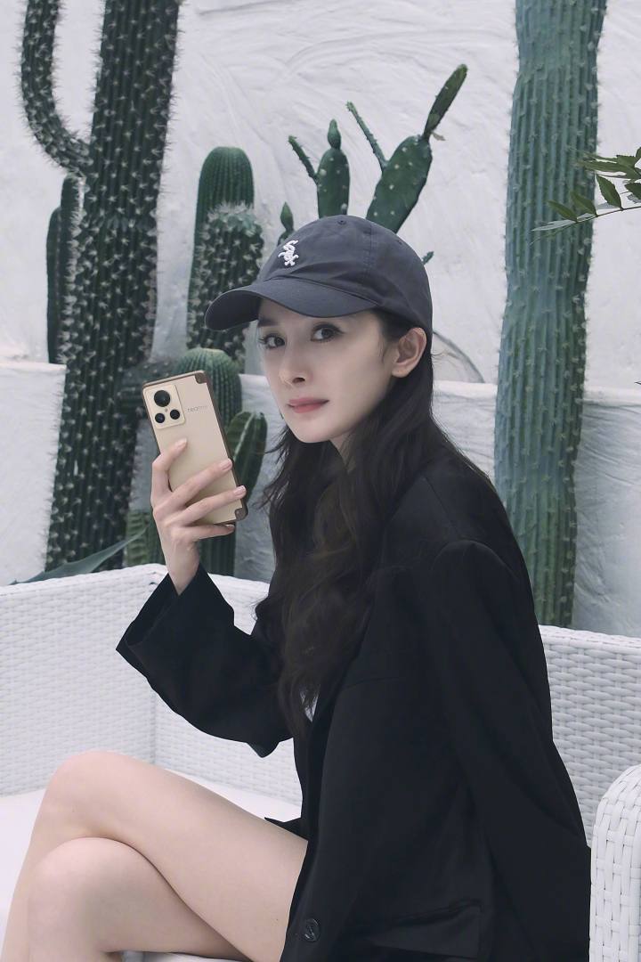 图片[18]-2022年，有哪些女明星在用非苹果手机？（含代言）-觅影博客网